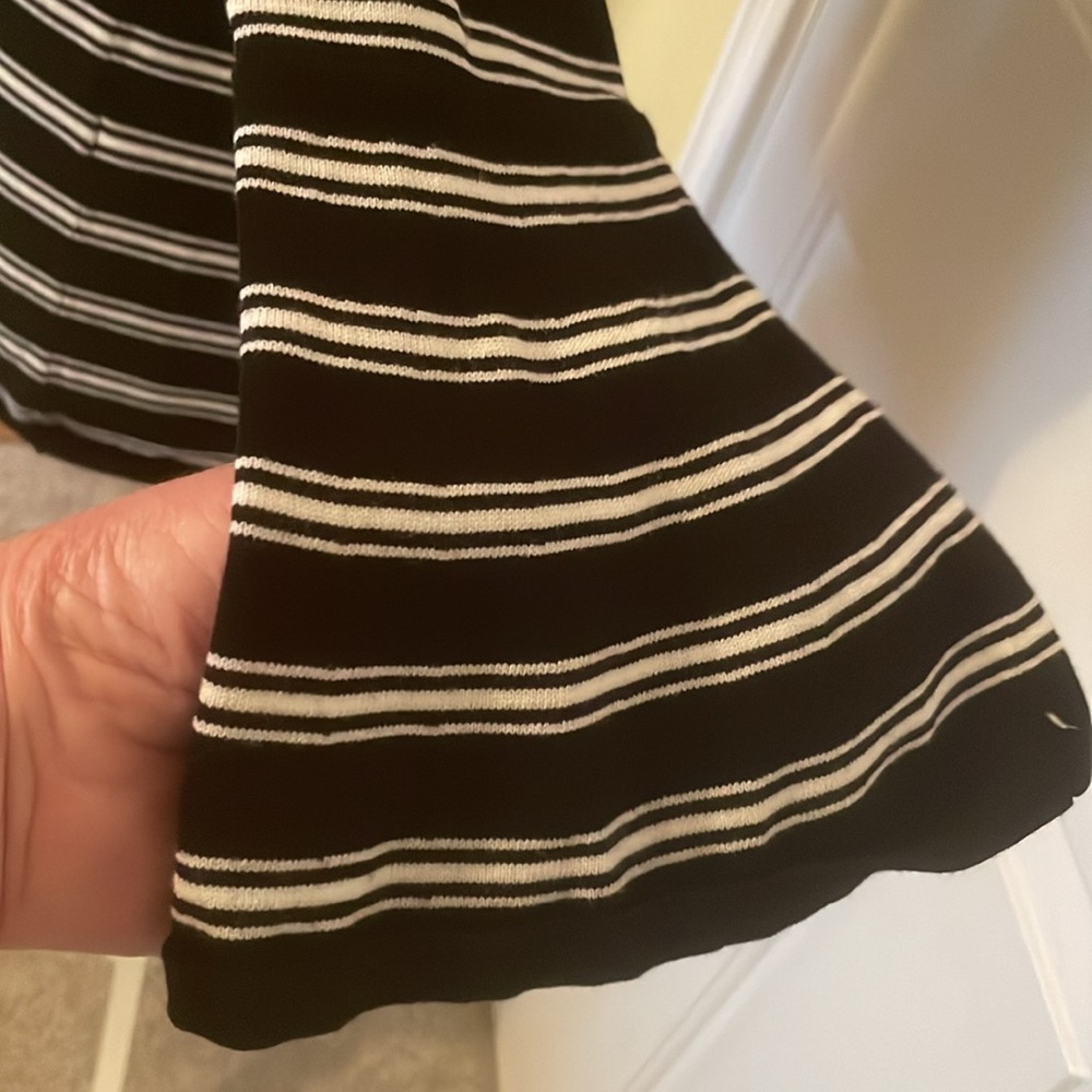 White House Black Market Black & White Striped Top w/ Bell Sleeves - Picture 4 of 8